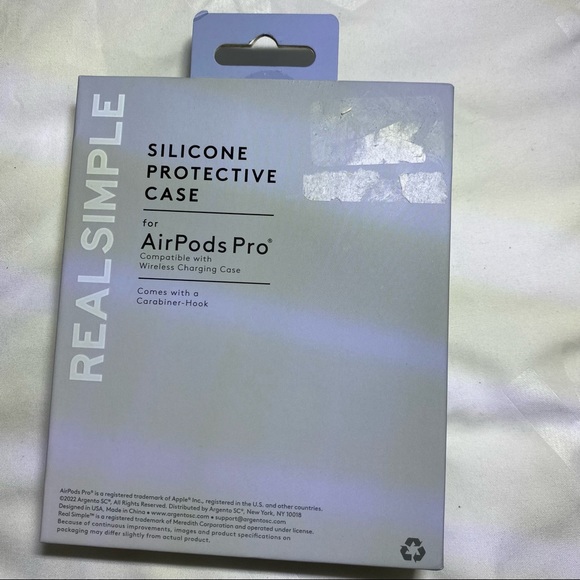 Real Simple AirPods Pro case - Picture 2 of 2